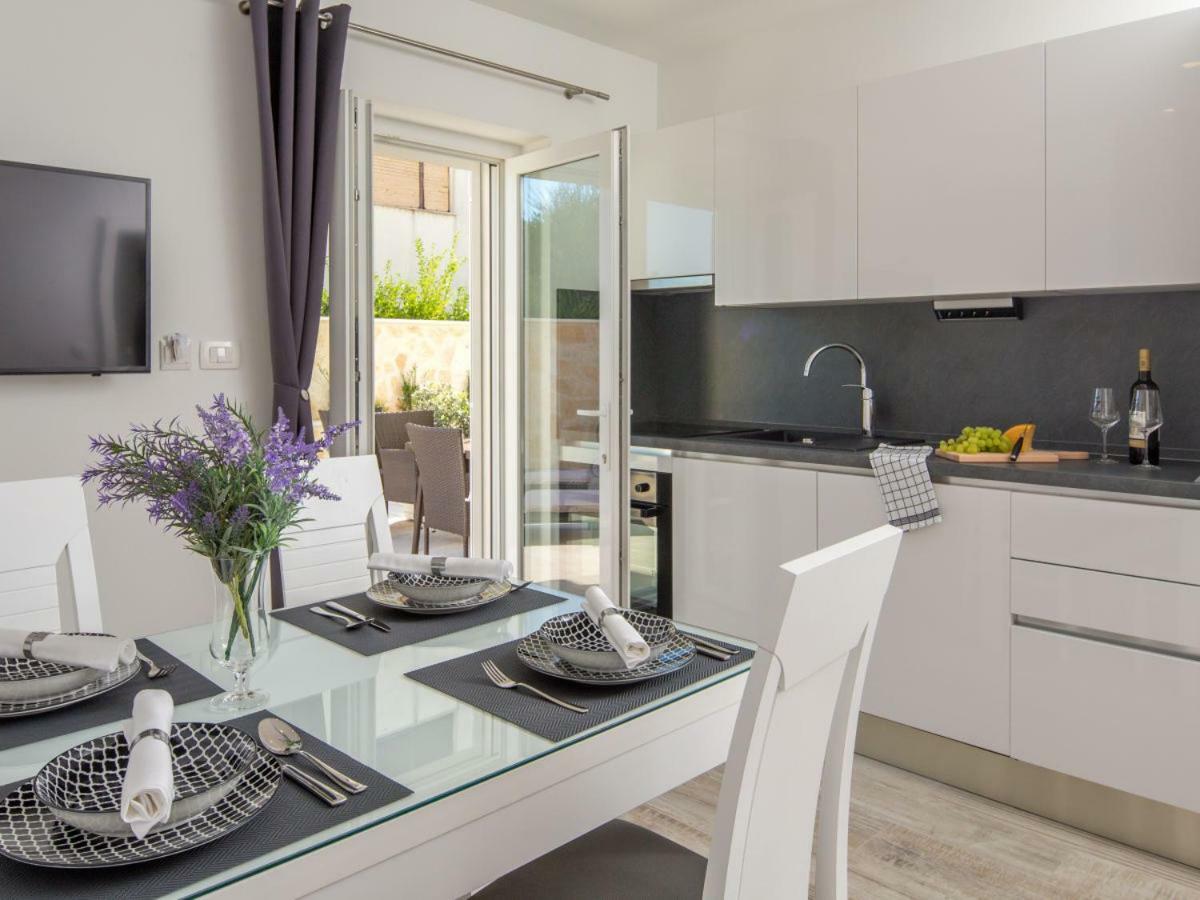 Apartment Villa Franko Maris Podstrana Bagian luar foto