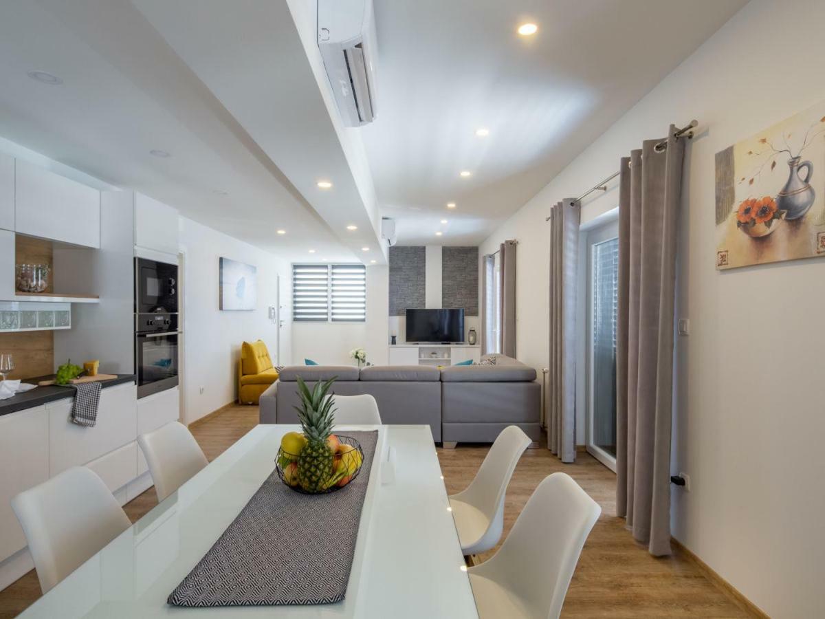 Apartment Villa Franko Maris Podstrana Bagian luar foto