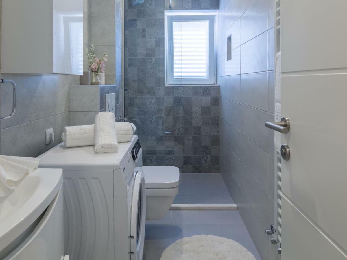 Apartment Villa Franko Maris Podstrana Bagian luar foto