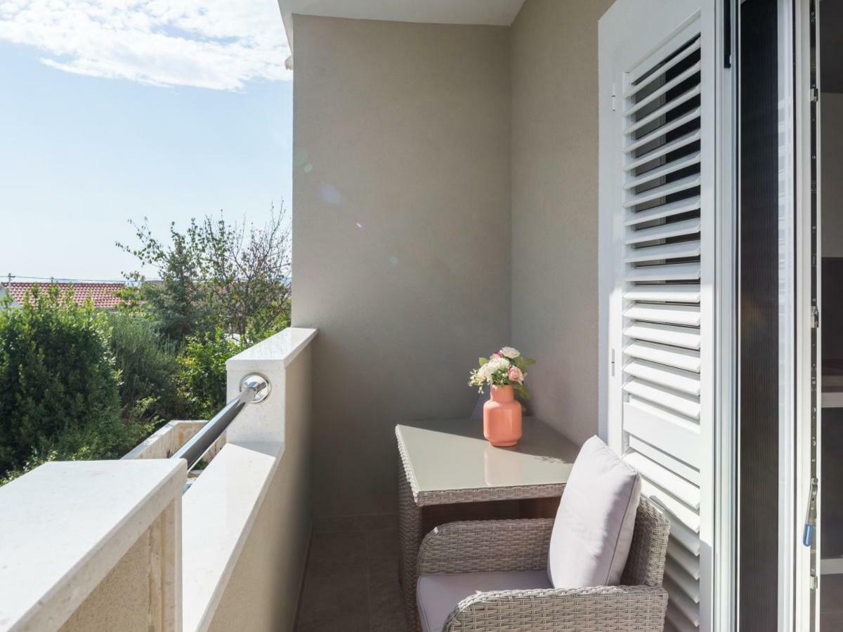 Apartment Villa Franko Maris Podstrana Bagian luar foto